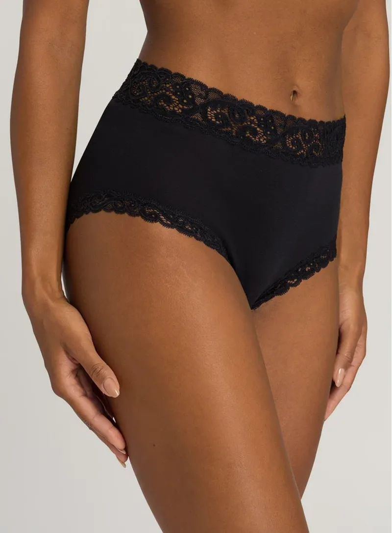 Hanro Moments Maxi Brief in Black